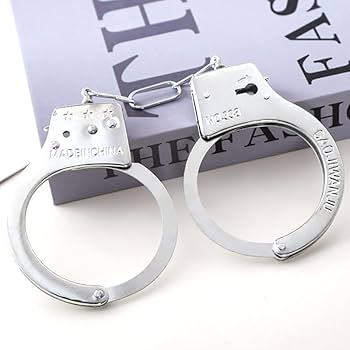 手錠　HANDCUFF 鍵付き 金属製　日本製　当時物　コスプレ　コレクション Amazon.co.jp: Fengek メタル手錠 鍵付き 2個 コスプレ 警察用